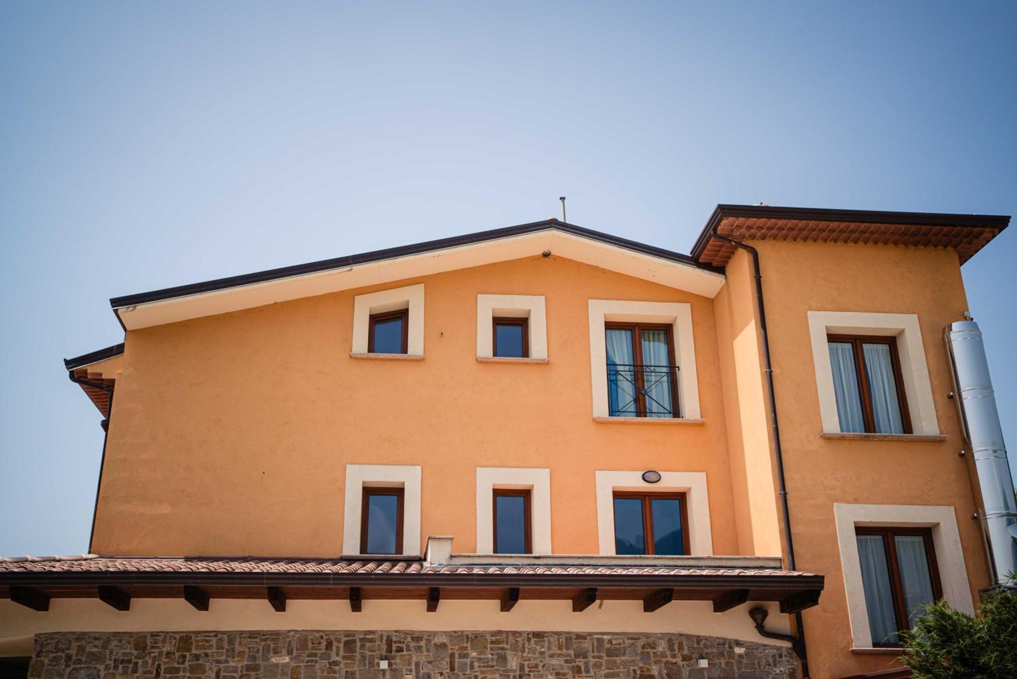Casale Degli Ulivi Resort Pellare Bagian luar foto