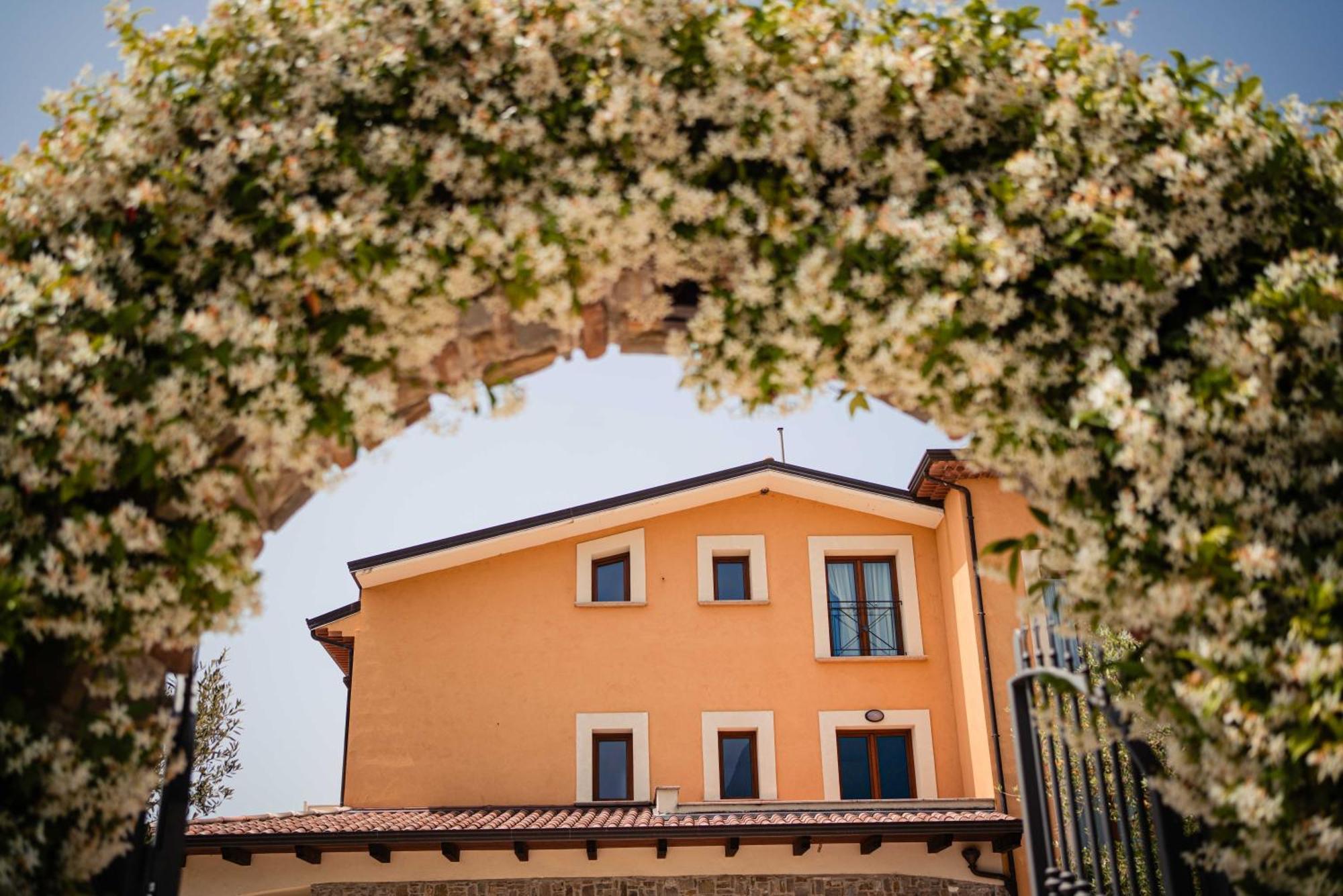 Casale Degli Ulivi Resort Pellare Bagian luar foto